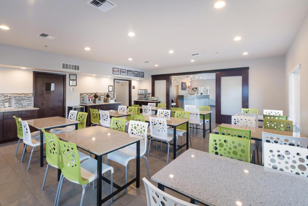 Quality Inn & Suites Kennewick Tri-Cities Кениуик Екстериор снимка