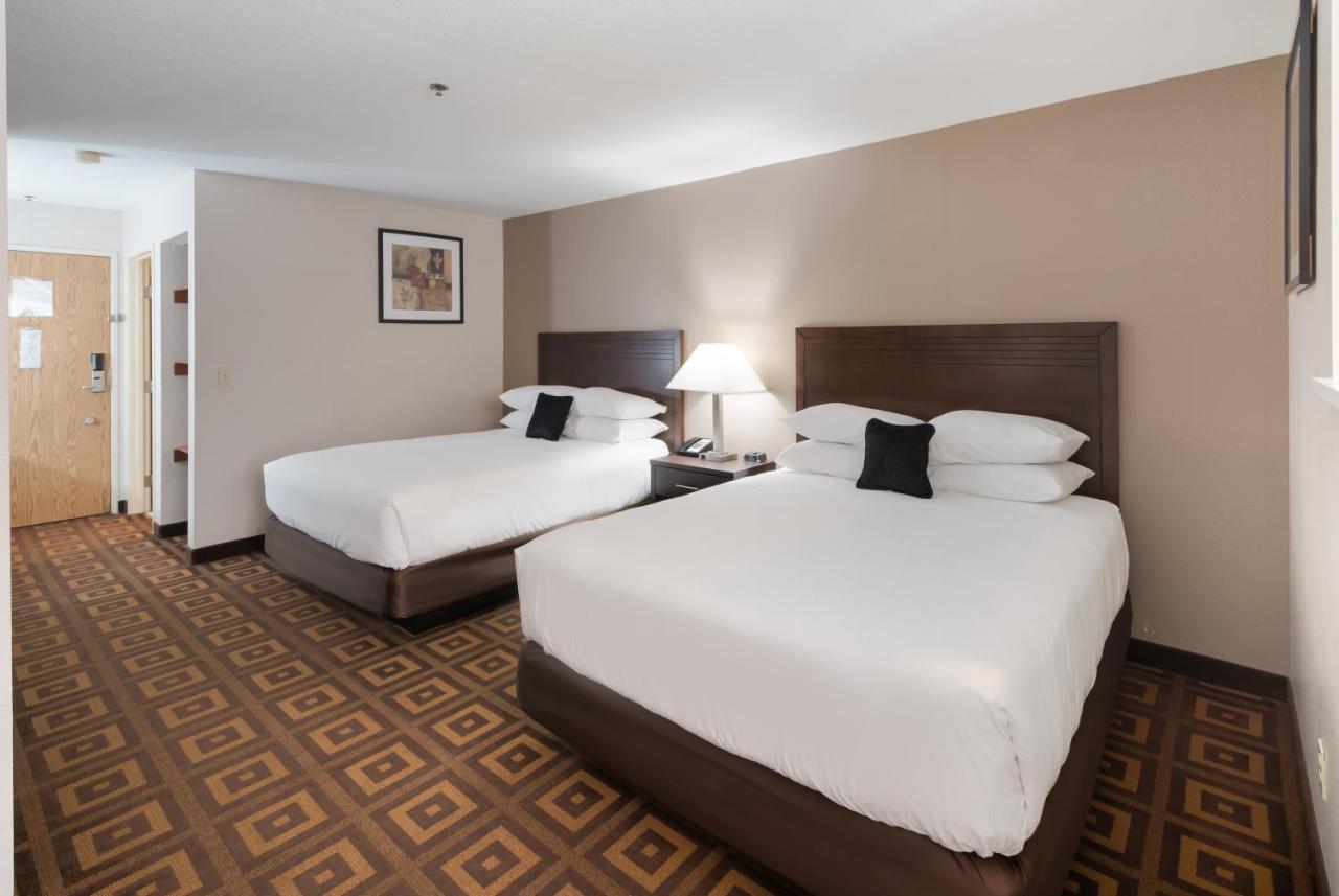 Quality Inn & Suites Kennewick Tri-Cities Кениуик Екстериор снимка