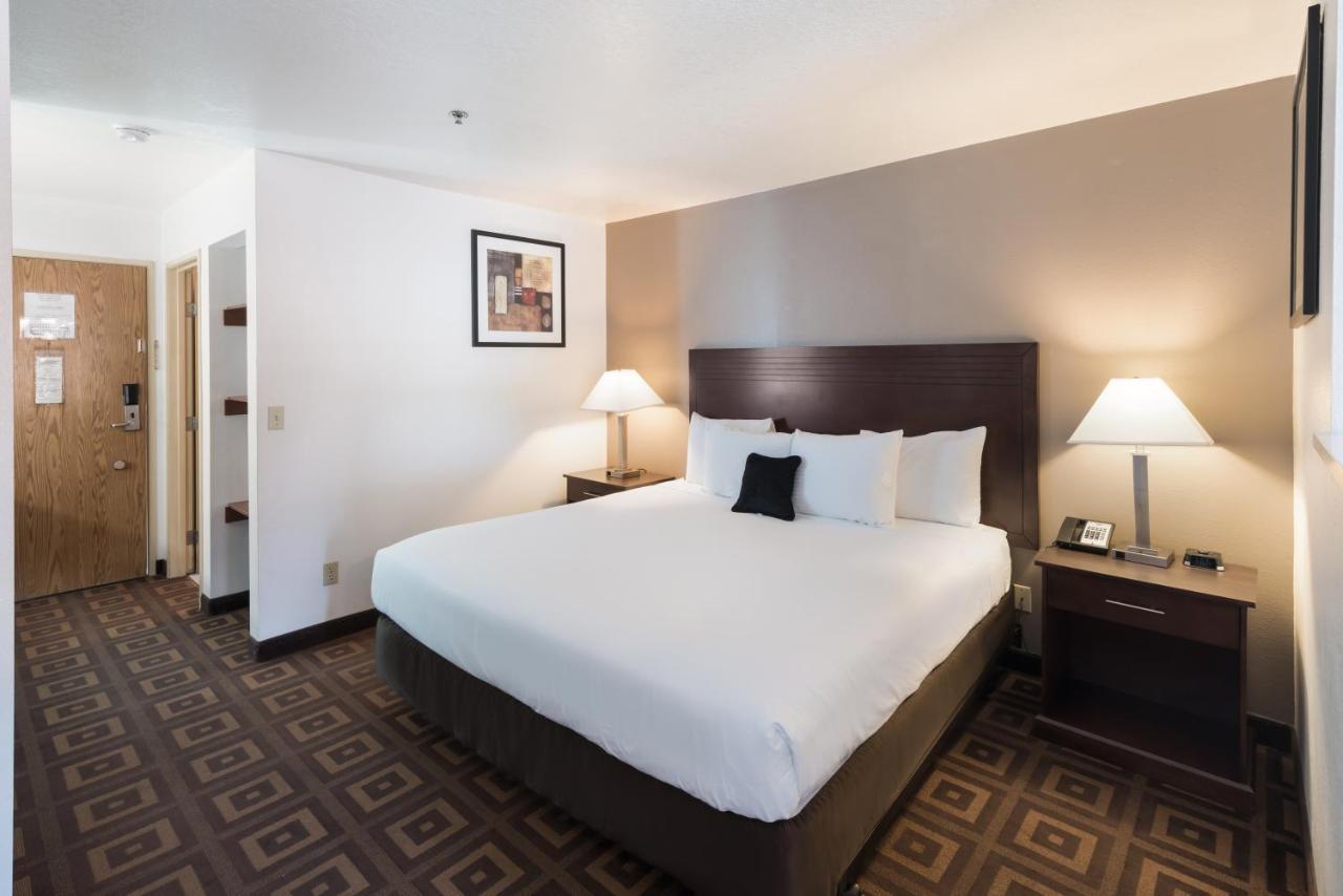 Quality Inn & Suites Kennewick Tri-Cities Кениуик Екстериор снимка