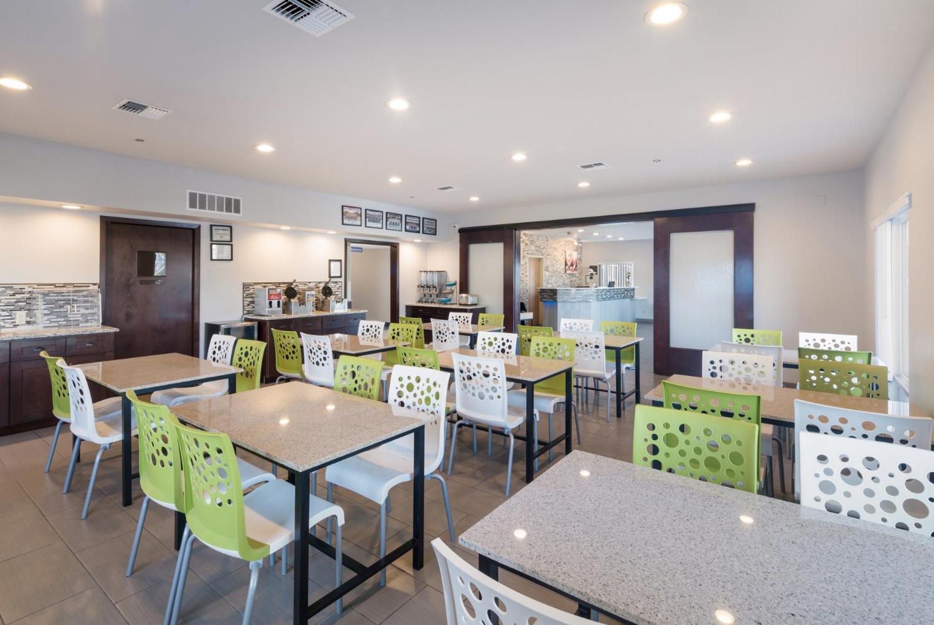 Quality Inn & Suites Kennewick Tri-Cities Кениуик Екстериор снимка