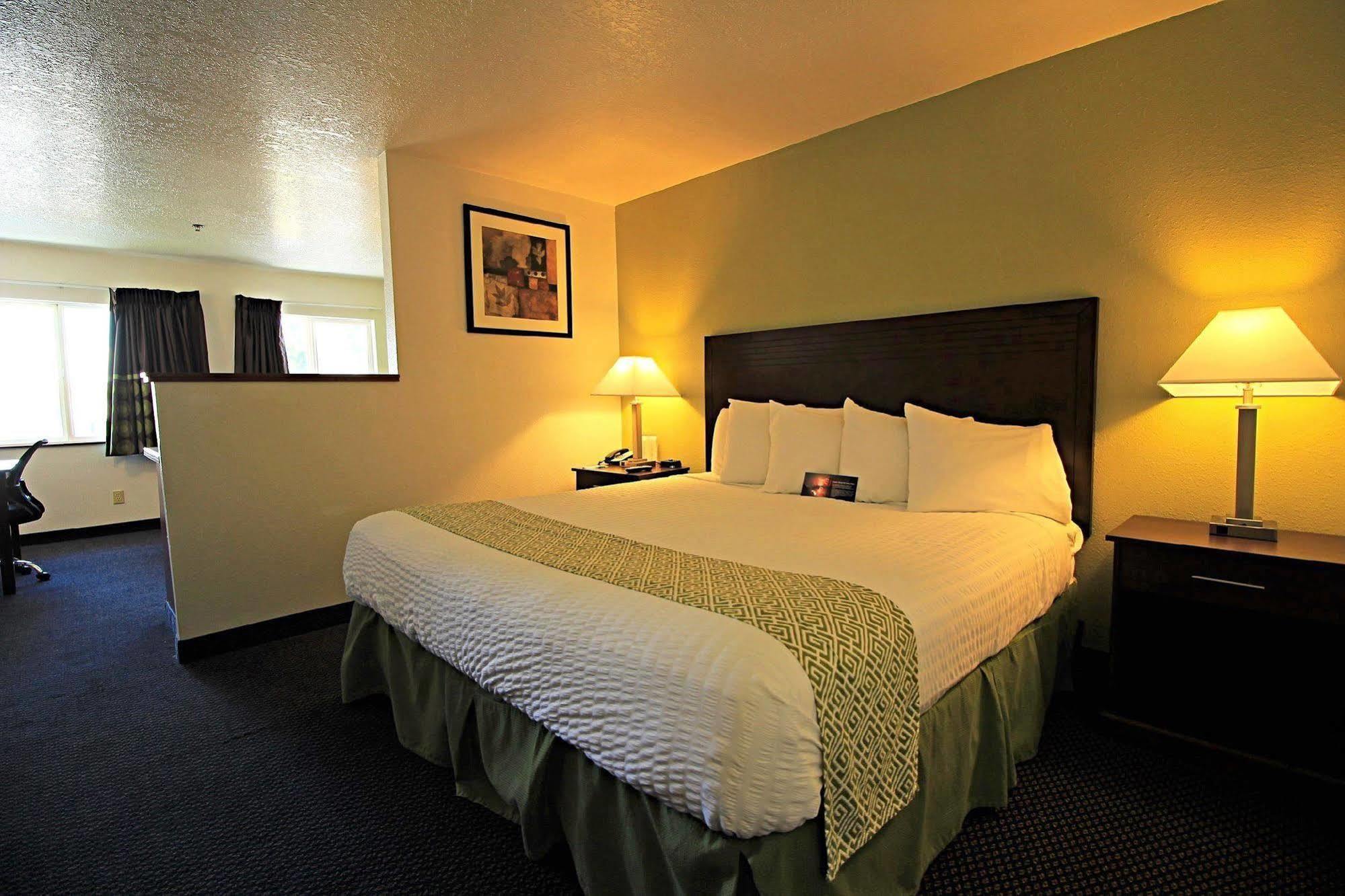 Quality Inn & Suites Kennewick Tri-Cities Кениуик Екстериор снимка